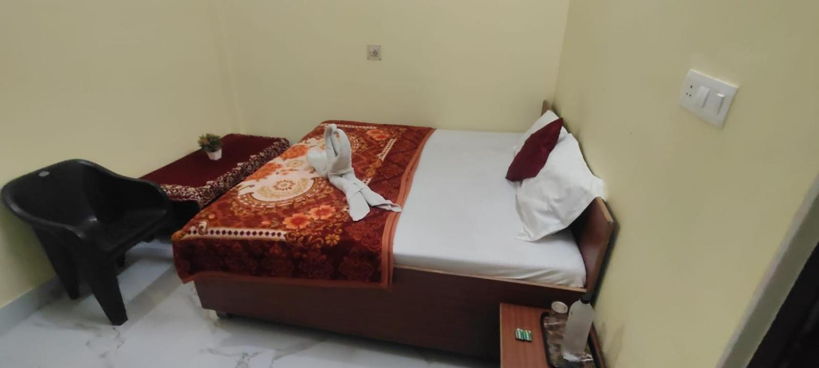 Jpm Guest House Варанаси Экстерьер фото