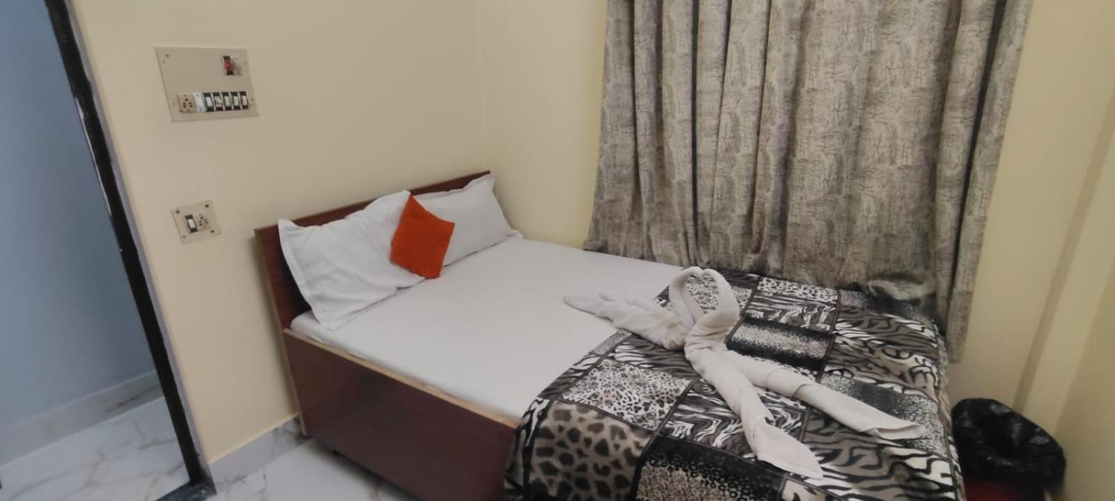 Jpm Guest House Варанаси Экстерьер фото